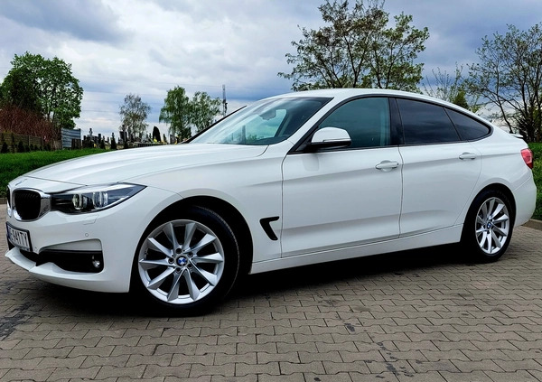 BMW 3GT cena 88900 przebieg: 102505, rok produkcji 2018 z Warszawa małe 742